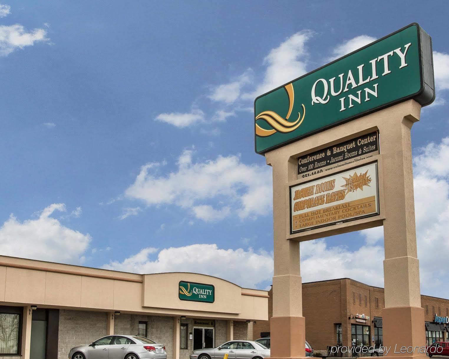 Quality Inn University Lansing Exterior photo